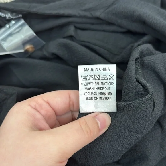 Area Stars Long Sleeve Button Front Belted Jumpsuit Bella Black Size X-Small NWT - Picture 10 of 10